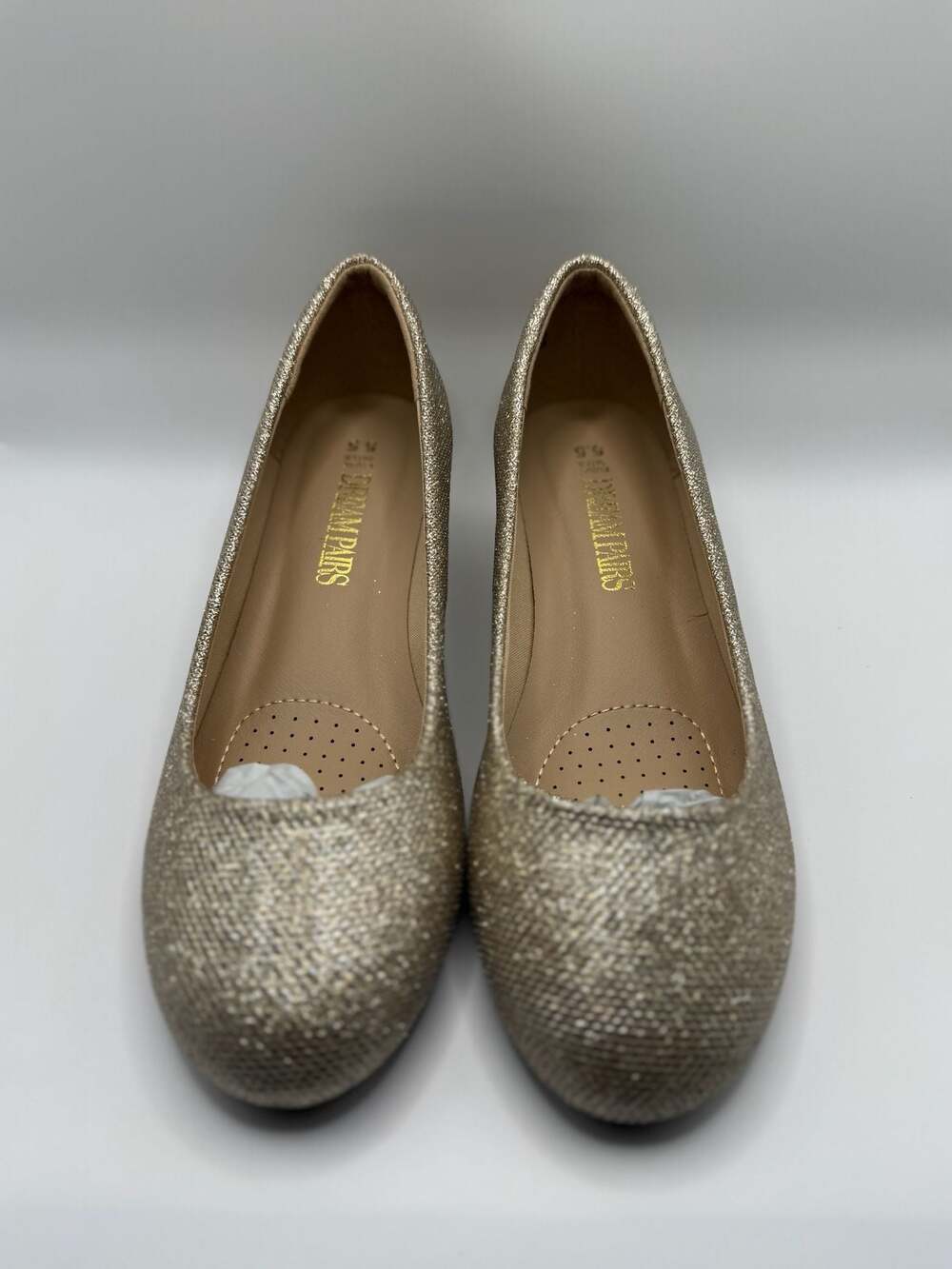 Women's Mid Wedge Heel Pump Shoes in Gold Glitter